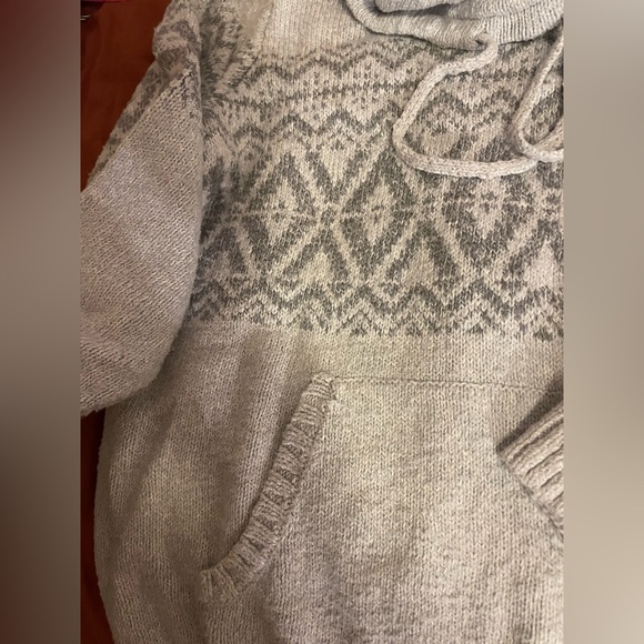 LL Bean Grey Turtle Neck Sweater - Picture 6 of 8